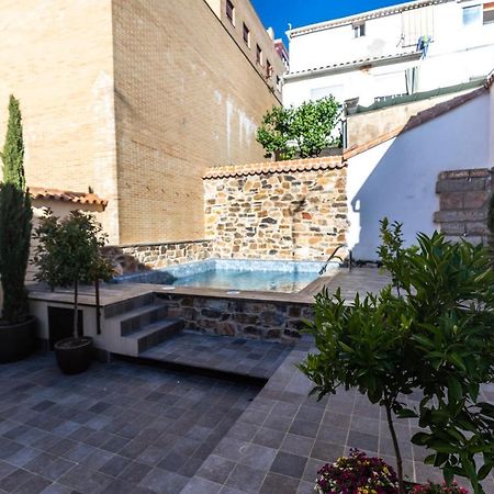 Apartamentos Turisticos De La Bernarda Caces المظهر الخارجي الصورة