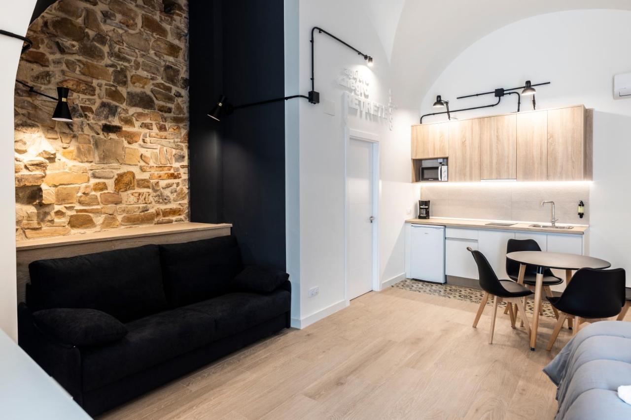 Apartamentos Turisticos De La Bernarda Caces المظهر الخارجي الصورة