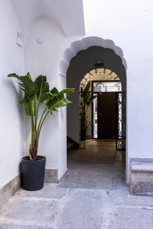 Apartamentos Turisticos De La Bernarda Caces المظهر الخارجي الصورة