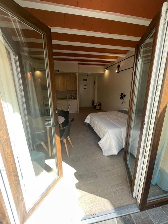 Apartamentos Turisticos De La Bernarda Caces المظهر الخارجي الصورة